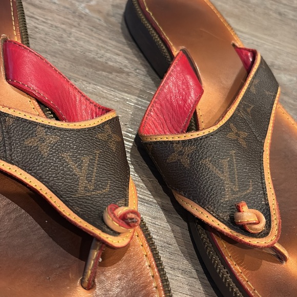 Custom-made Louis Vuitton sandal - Picture 2 of 5